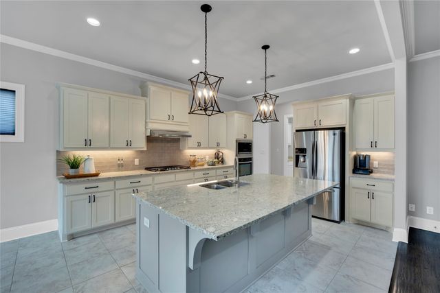 6409 Vintage Lake Drive, Arlington, TX 76016
