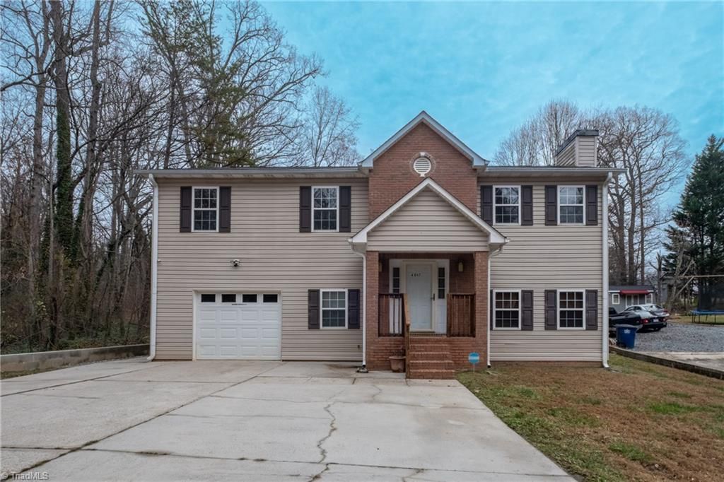 4647 Ogburn Avenue, Winston-salem, NC 27105