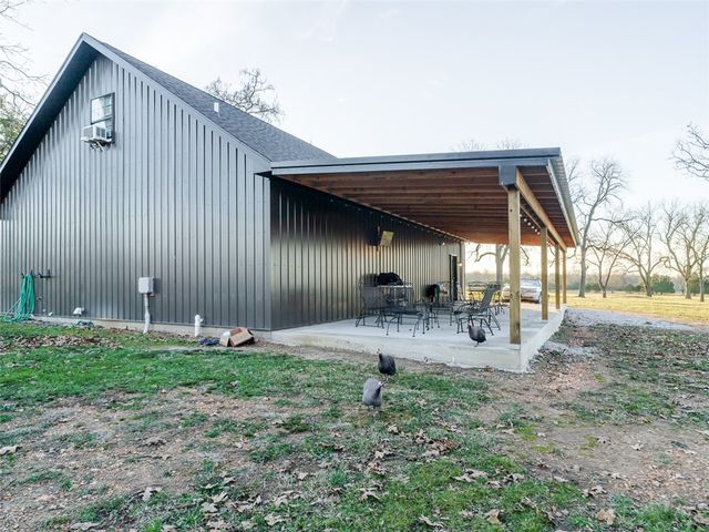 13313 Pritchard Road, Gravette, AR 72736