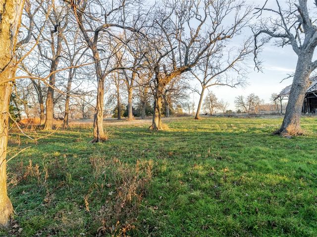 13313 Pritchard Road, Gravette, AR 72736