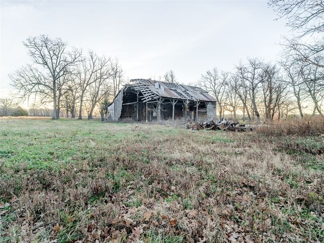 13313 Pritchard Road, Gravette, AR 72736