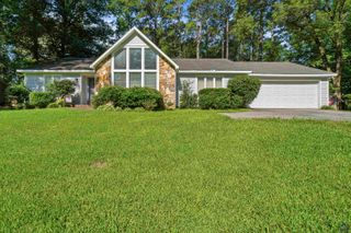 5194 Rivoli Drive, Macon, GA 31210