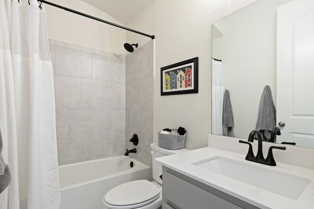 290 Brentwood DR, Austin, TX 78737