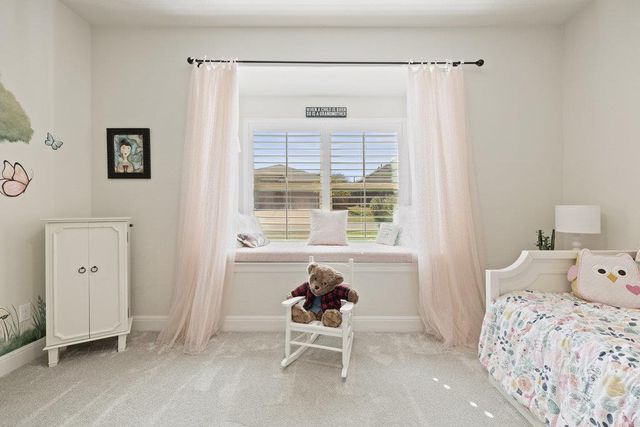 290 Brentwood DR, Austin, TX 78737