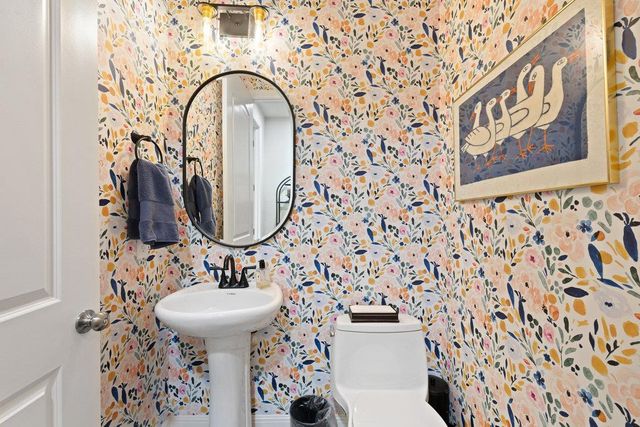 290 Brentwood DR, Austin, TX 78737