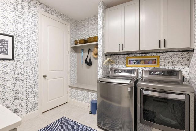 290 Brentwood DR, Austin, TX 78737