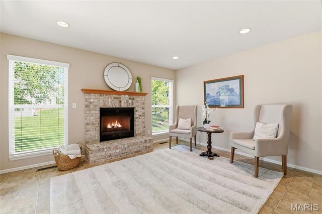 417 Parkshire Place Drive, Dardenne Prairie, MO 63368