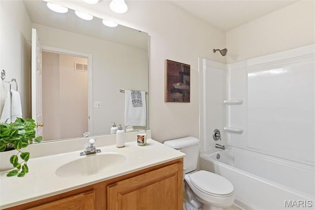 417 Parkshire Place Drive, Dardenne Prairie, MO 63368