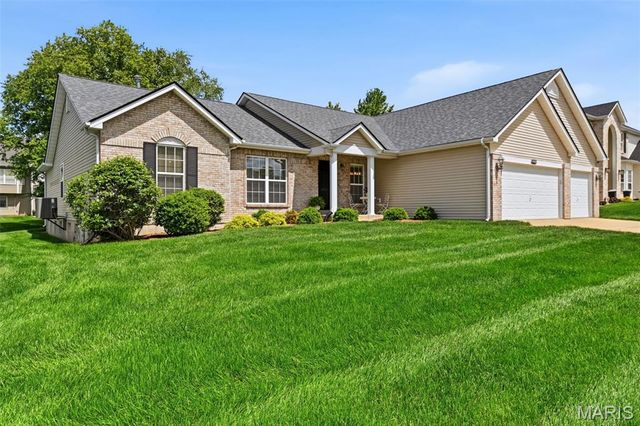 417 Parkshire Place Drive, Dardenne Prairie, MO 63368