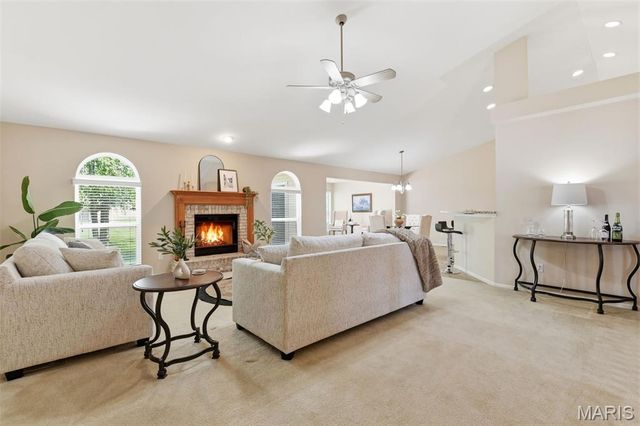 417 Parkshire Place Drive, Dardenne Prairie, MO 63368