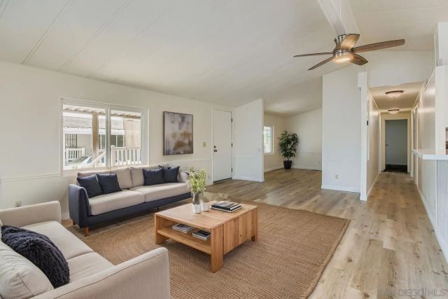 11949 Riverside Dr, Lakeside, CA 92040