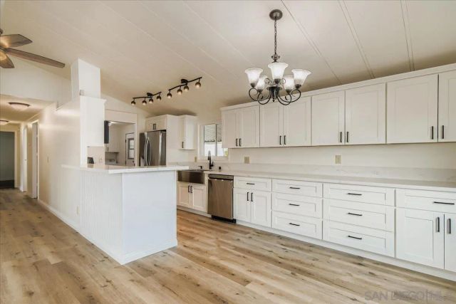 11949 Riverside Dr, Lakeside, CA 92040