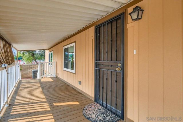 11949 Riverside Dr, Lakeside, CA 92040
