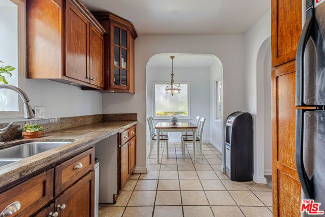 1601 S Adams Street, Glendale, CA 91205