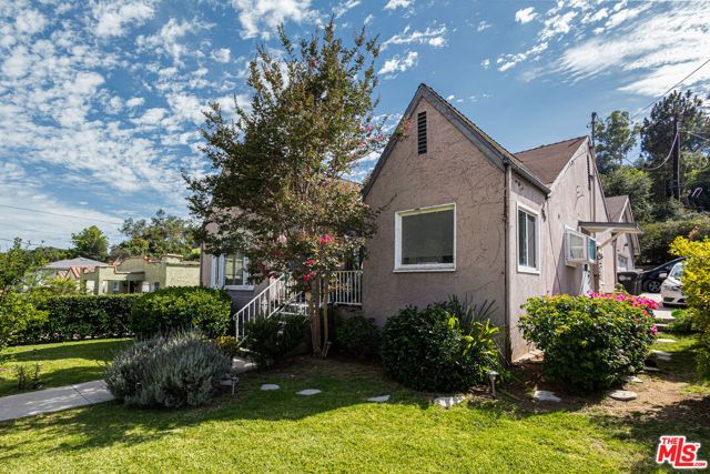 1601 S Adams Street, Glendale, CA 91205