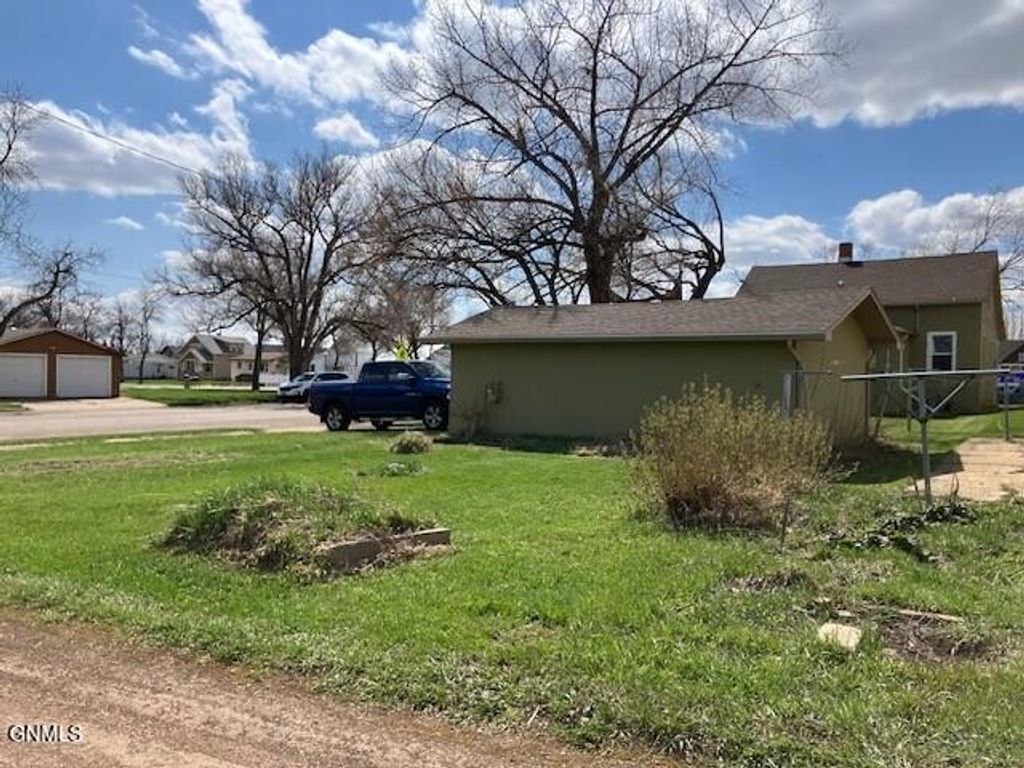 504 Church Avenue, Hebron, ND 58638 photo 25