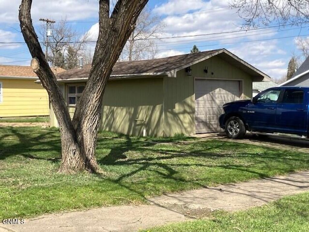 504 Church Avenue, Hebron, ND 58638 photo 26