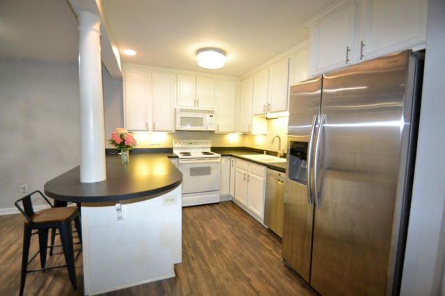 1108 N Milwaukee STREET #128, Milwaukee, WI 53202