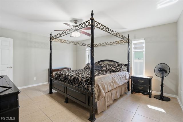 4421 SW 14th PL, Cape Coral, FL 33914