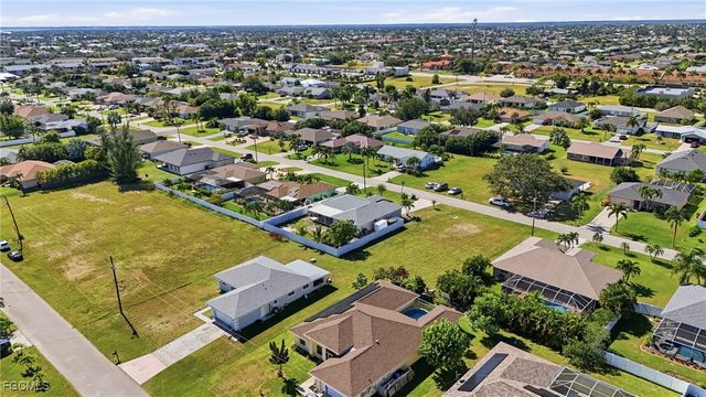 4421 SW 14th PL, Cape Coral, FL 33914