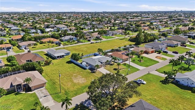4421 SW 14th PL, Cape Coral, FL 33914