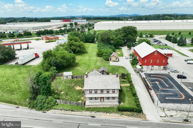 4415-A W MARKET ST, York, PA 17408