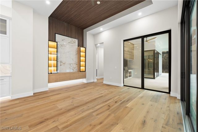 5000 Palmetto Woods DR, Naples, FL 34119