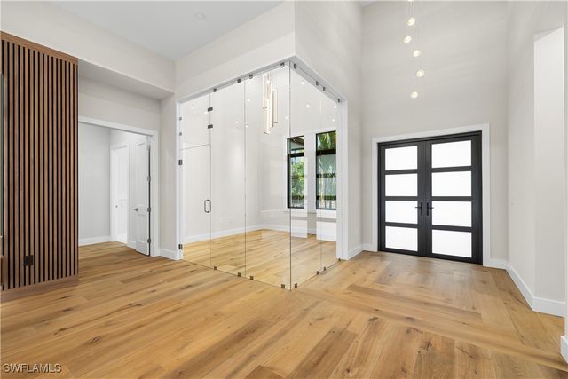 5000 Palmetto Woods DR, Naples, FL 34119