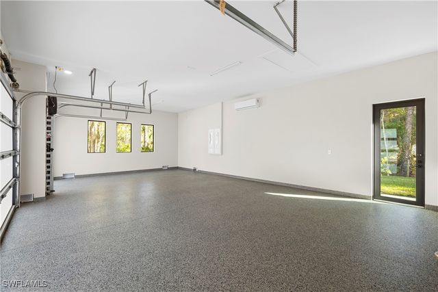 5000 Palmetto Woods DR, Naples, FL 34119