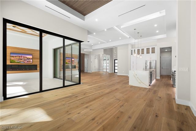 5000 Palmetto Woods DR, Naples, FL 34119