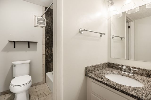 21 Vaughns Gap Rd Apt 23, Nashville, TN 37205