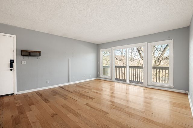 21 Vaughns Gap Rd Apt 23, Nashville, TN 37205