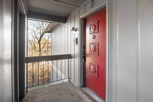 21 Vaughns Gap Rd Apt 23, Nashville, TN 37205