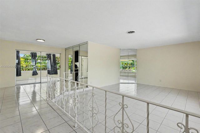 4397 NW 47th Terrace, Lauderdale Lakes, FL 33319