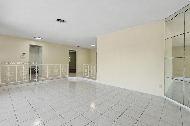 4397 NW 47th Terrace, Lauderdale Lakes, FL 33319