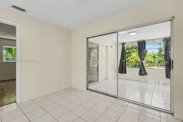 4397 NW 47th Terrace, Lauderdale Lakes, FL 33319