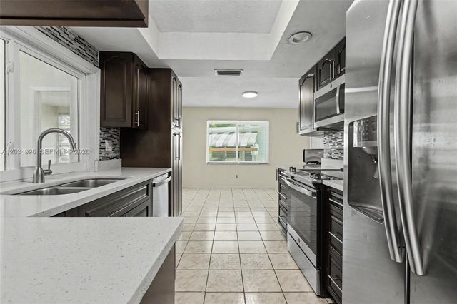 4397 NW 47th Terrace, Lauderdale Lakes, FL 33319