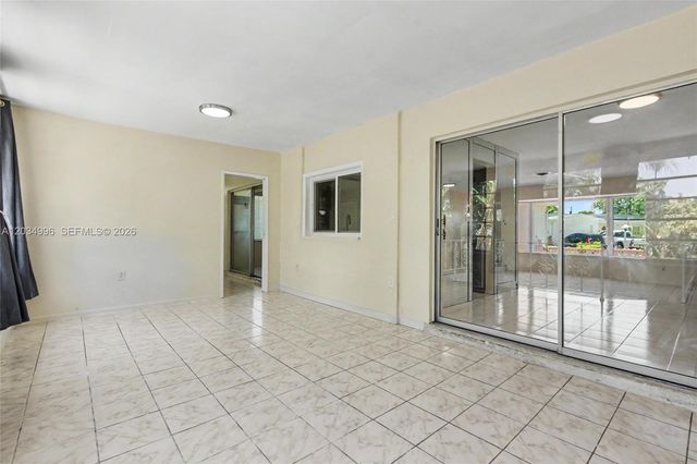 4397 NW 47th Terrace, Lauderdale Lakes, FL 33319