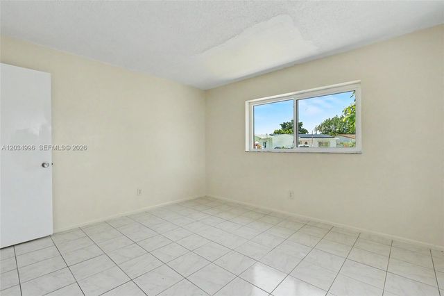4397 NW 47th Terrace, Lauderdale Lakes, FL 33319