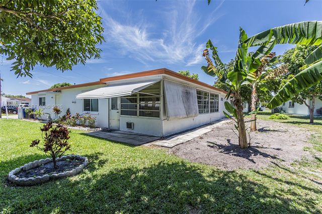4397 NW 47th Terrace, Lauderdale Lakes, FL 33319