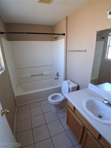 1956 Vista Malaga Street 104, Las Vegas, NV 89106