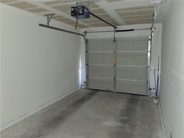 1956 Vista Malaga Street 104, Las Vegas, NV 89106