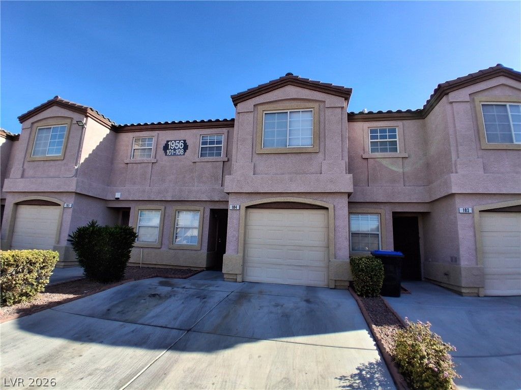 1956 Vista Malaga Street 104, Las Vegas, NV 89106