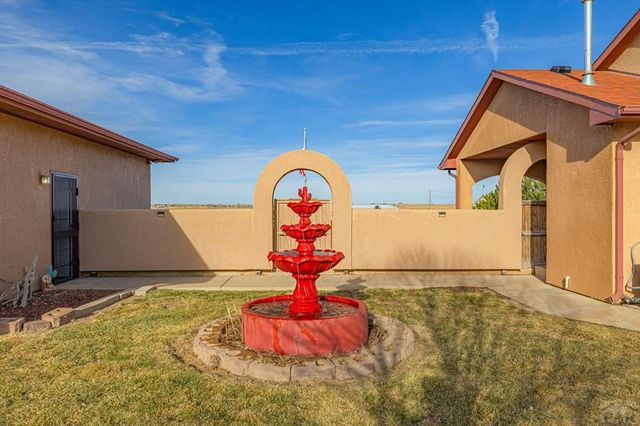 1420 E Gem Dr, Pueblo West, CO 81007