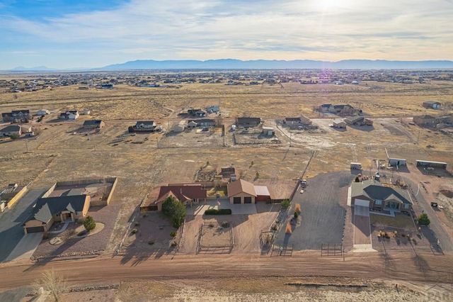 1420 E Gem Dr, Pueblo West, CO 81007