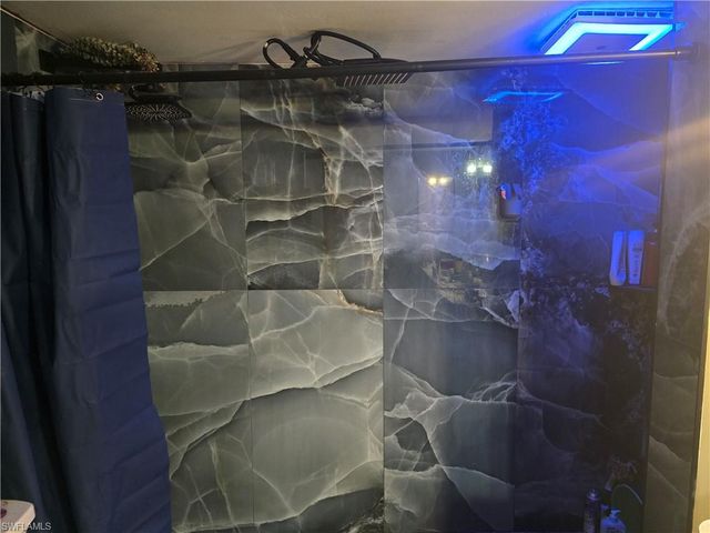 5240 Cedarbend DR S 3, Fort Myers, FL 33919