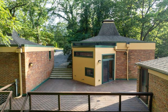 264 E South Street, Worthington, OH 43085