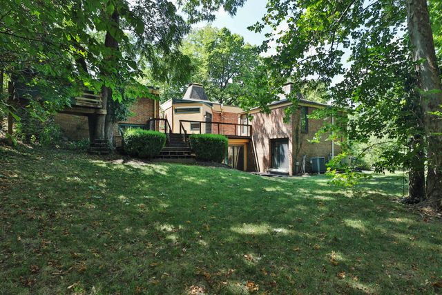 264 E South Street, Worthington, OH 43085