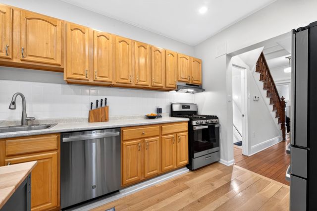 601 16TH ST, Union City, NJ 07087