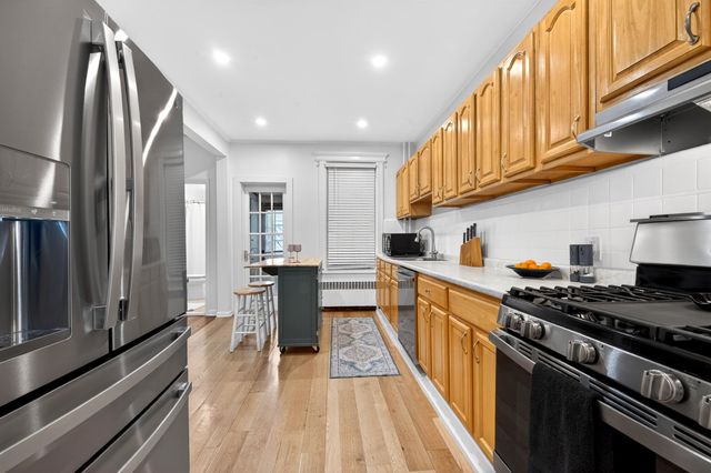 601 16TH ST, Union City, NJ 07087
